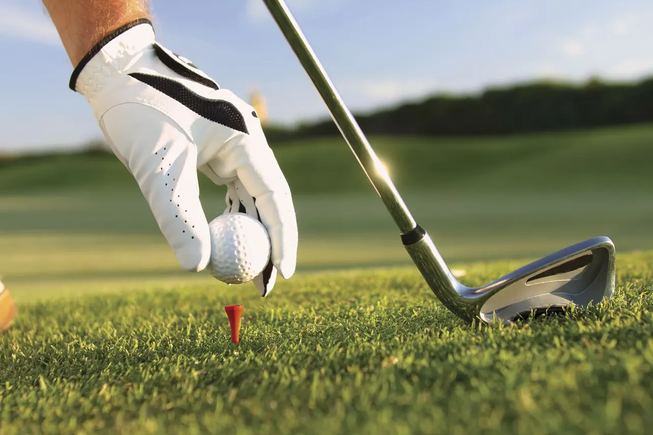 Pineapple Valley Golf Club, premium · 18 holes in Hua Hin